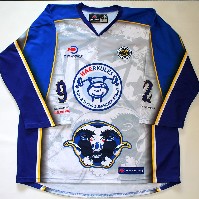 Hockey Game Worn Jersey AEC Lady Rams Pia Hungerecker Front