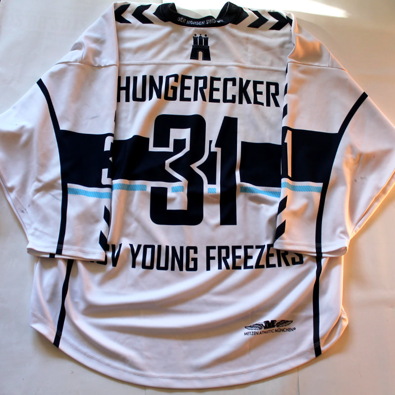 Leon Hungerecker Hamburg game worn jersey of 2014/15 DNL season